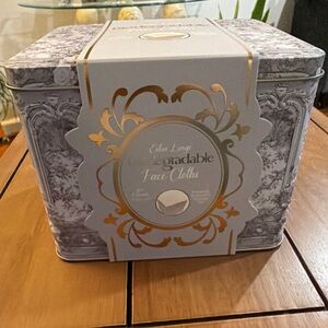 Biodegradable Face Cloths - Blue Floral Storage Tin